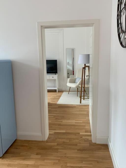 Charmante Altbauwohnung Apartment *